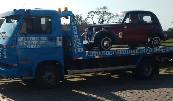 Guinchos : Usos, Marcas e Serviços Disponíveis 1 servico feito renault juvaquatre